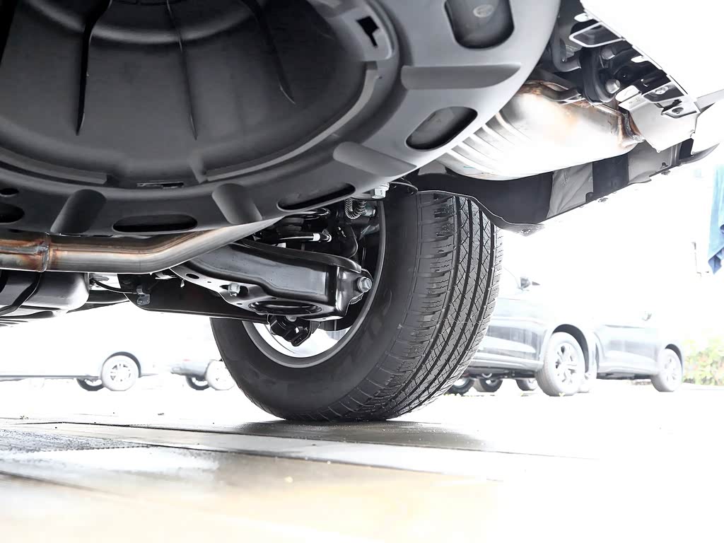 汽车图片 东风风光 风光ix7 2020款 2.0tgdi 自动两驱都市尊贵版