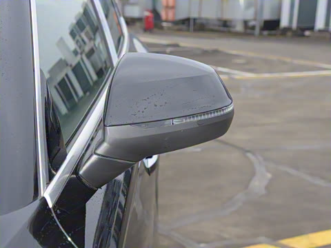 2022�� 40 TFSI ������