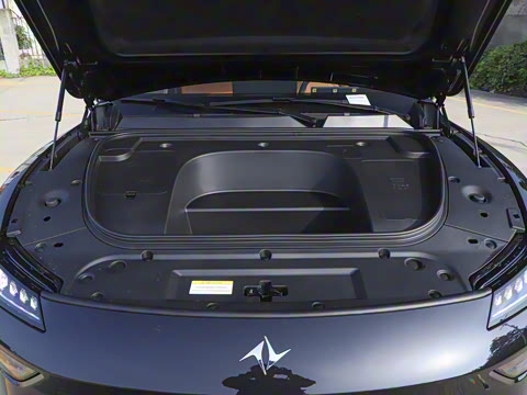 2025�� ���� 650ProѲ����