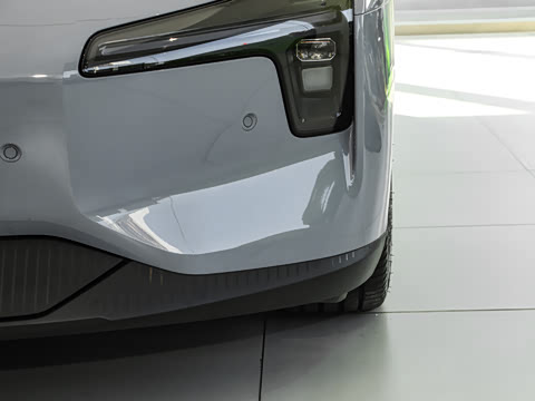 2025�� 502 ������ Max