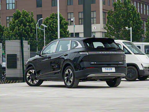 2025�� 210km ������