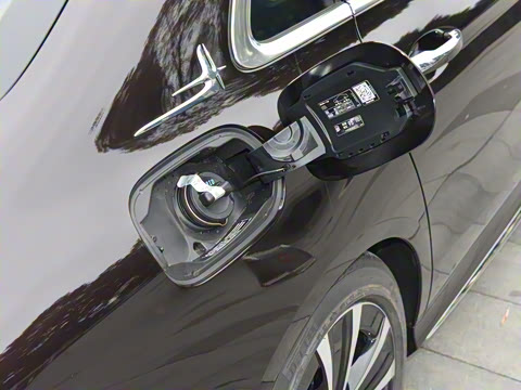 2022�� E 350 e L ���ʽ��϶����˶��γ�