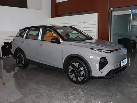 2025�� 210km ������