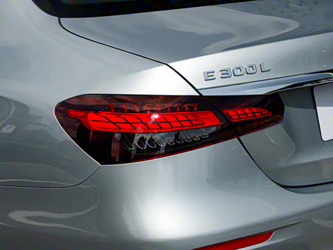 2023�� �Ŀ� E 300 L �˶�ʱ����