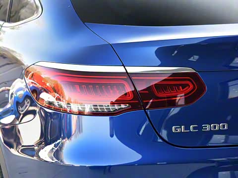 2020�� GLC 300 4MATIC ����SUV