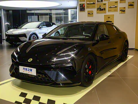 2025�� 600 ������