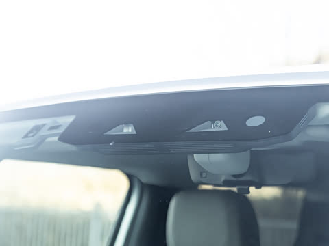 2022�� 90 2.0T P300 SE