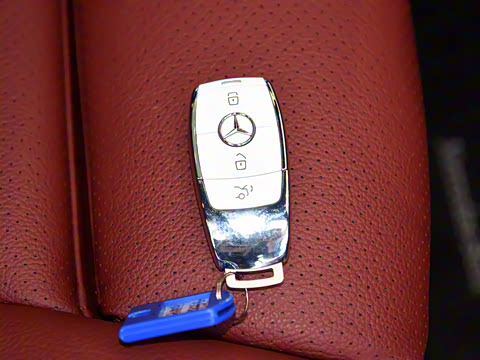 2022�� �Ŀ� GLC 300 4MATIC ����SUV