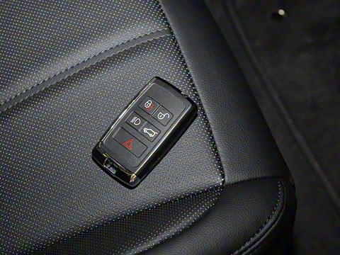 2023�� ����L P300e ���ʽ�綯��ϰ�