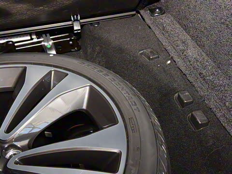 2022�� 5.0 SC V8 565PS SVAҫ����ذ�