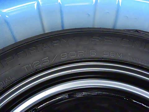 2018�� 1.5L �ֶ�65���Ļ�촰�� ��V