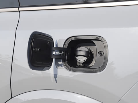 2025�� Ultra ���ܻ��°�