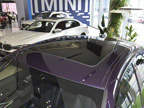 2025�� 330i 50����������