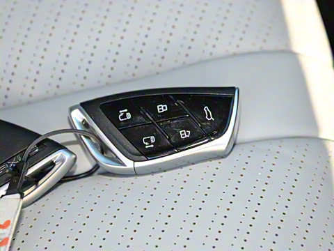 2024�� 2.0T �Զ��콢�� 7��