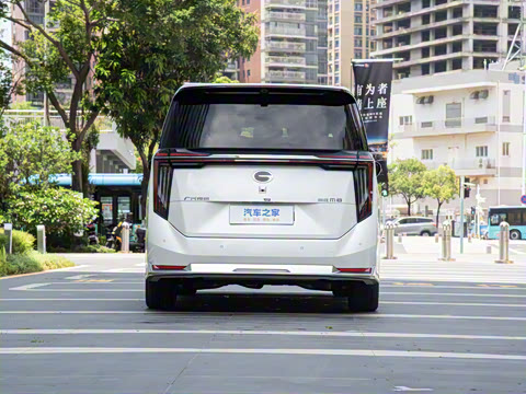 2025�� Ǭ��ϵ�� Ultra ͷ�Ȳ�