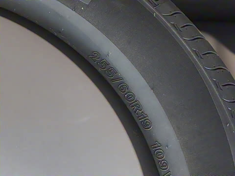 2025�� 2.0T 4WD Ultra