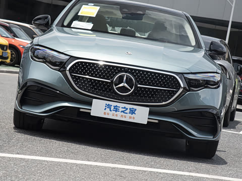 2025�� �Ŀ� E 300 ʱ�����˶���