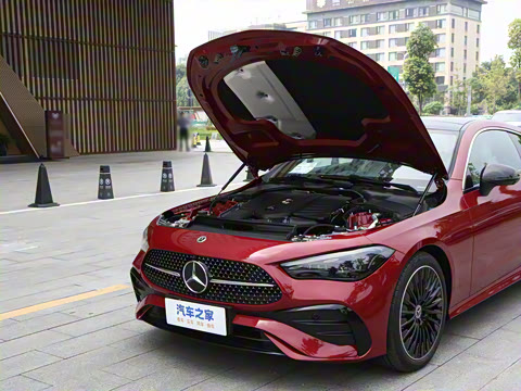 2025�� CLE 300 4MATIC �����ͽ��ܳ�