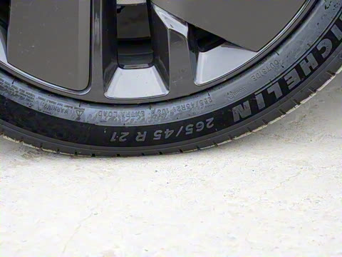 2025�� Ultra ���ܻ��°�