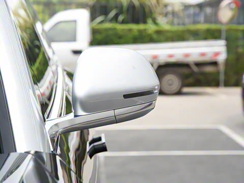 2025�� ���� Max�� 100kWh 6����