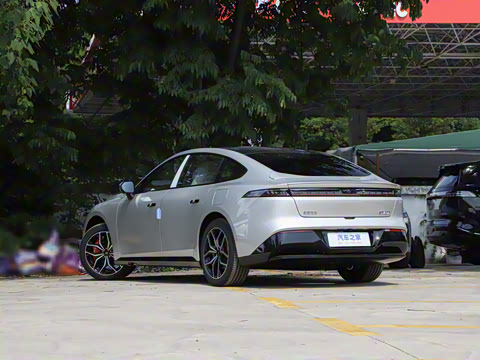 2025�� ���� 650ProѲ����