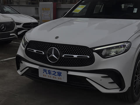 2025�� �Ŀ� GLC 300 4MATIC ����SUV