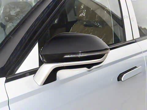 2025�� ���ܰ� 1.6T ��+������