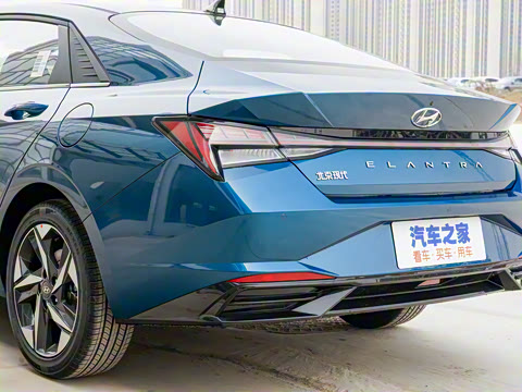 2022�� 1.5L CVT TOP�콢��