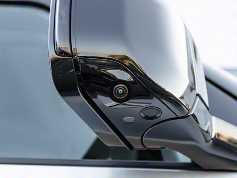 2022�� 90 2.0T P300 SE