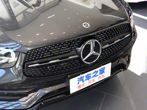 2022�� �Ŀ� GLC 300 4MATIC ����SUV