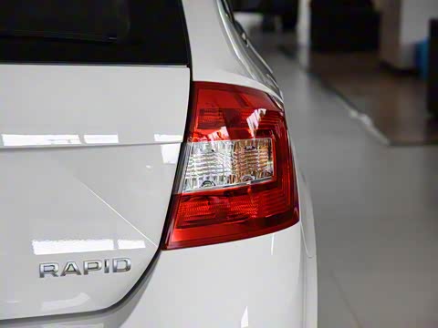 2019�� �Ŀ� 1.5L �Զ����ʰ� ��VI