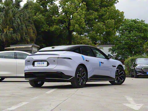 2025�� Pro�����