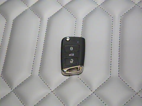 2023�� �Ŀ� 380TSI ����R-Line���ܰ�