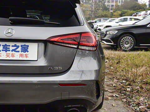 2022�� AMG A 35 4MATIC