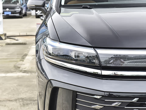 2026�� 450TSI �������� 6��