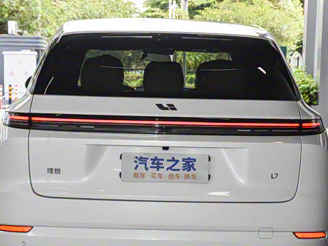 2025�� Pro ���ܻ��°�