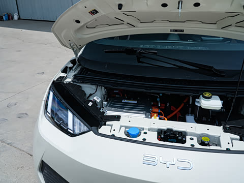 2025�� �Ǽݰ� 405km ���ڰ�