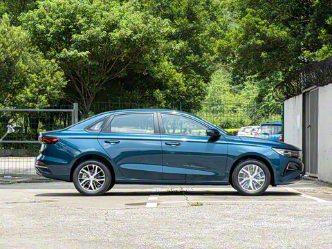 2026�� ��4�� 400������ 1.5L CVT��Խ��