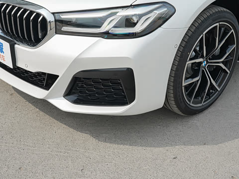 2022�� �Ŀ�� 530Li ������ M�˶���װ