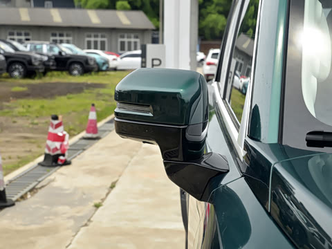 2025�� 2.0T 4WD Pro