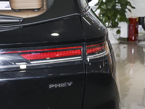 2025�� 210km ������