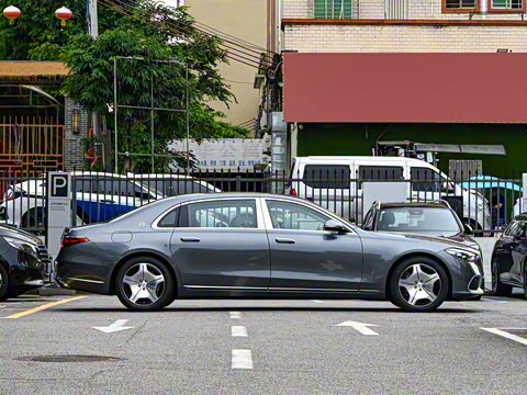 2025�� �Ŀ� S 480 4MATIC