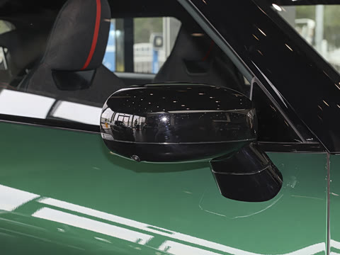 2025�� JOHN COOPER WORKS