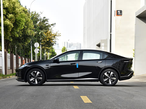 2025�� �Ŀ� ���̾�Ӣ��