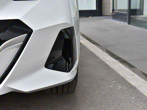 2025 xDrive 50L M˶װ