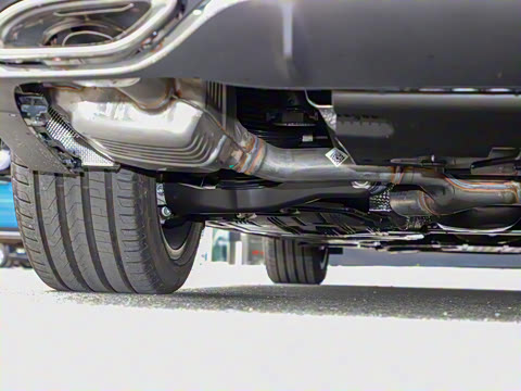 2023�� E 350 e L ���ʽ��϶����˶��γ�