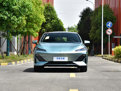 2025�� �Ŀ� ���羫Ӣ��