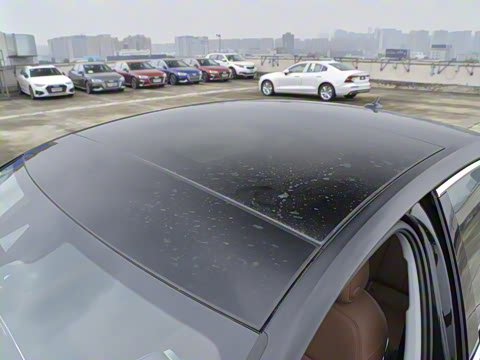 2021�� 40 TFSI ����������