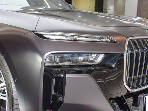 2023�� xDrive60L M�˶���װ