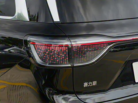 2025�� ���� Ultra�� 52kWh 5����